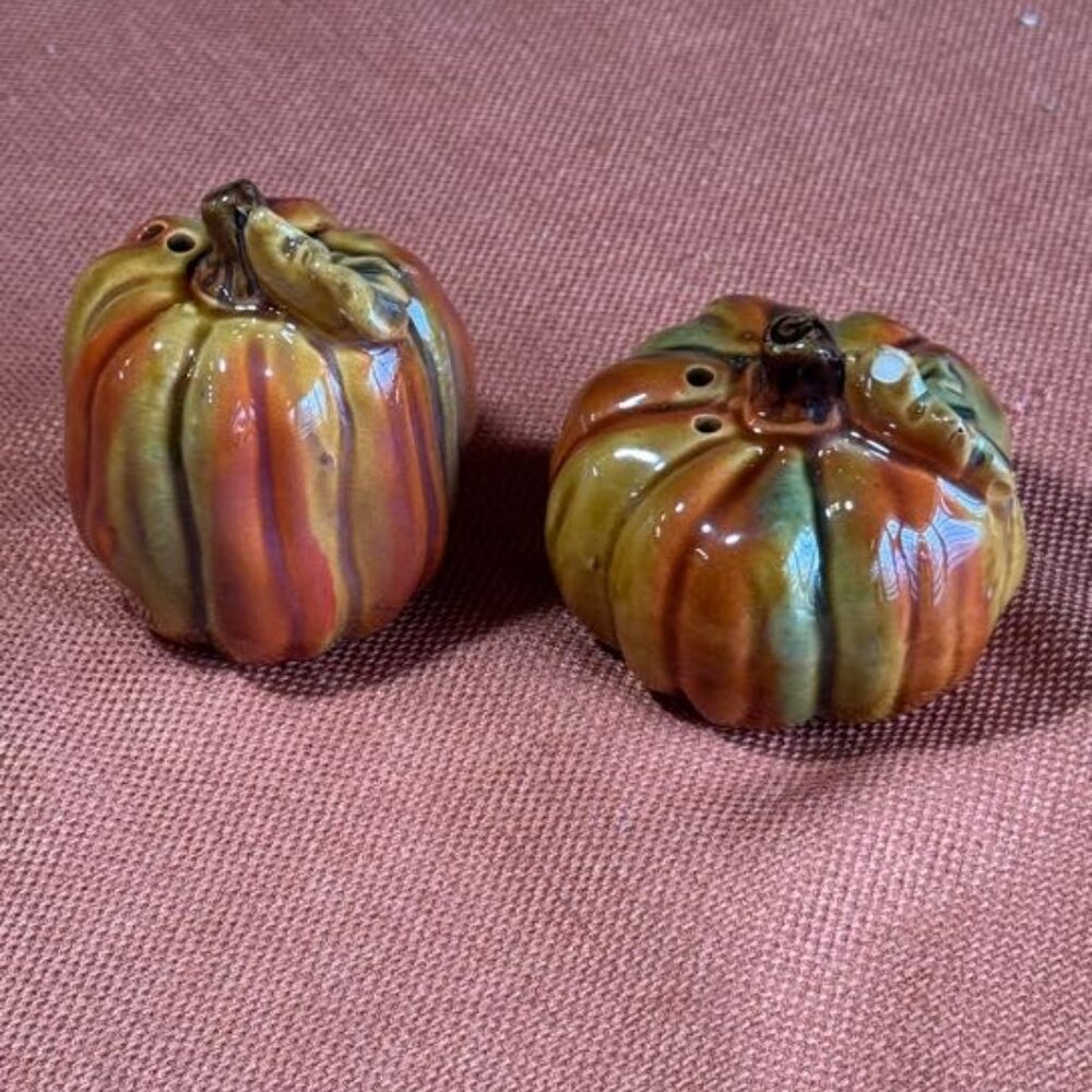 Multi-colored Pumpkin Salt and Pepper Shakers - Picture 4 of 7
